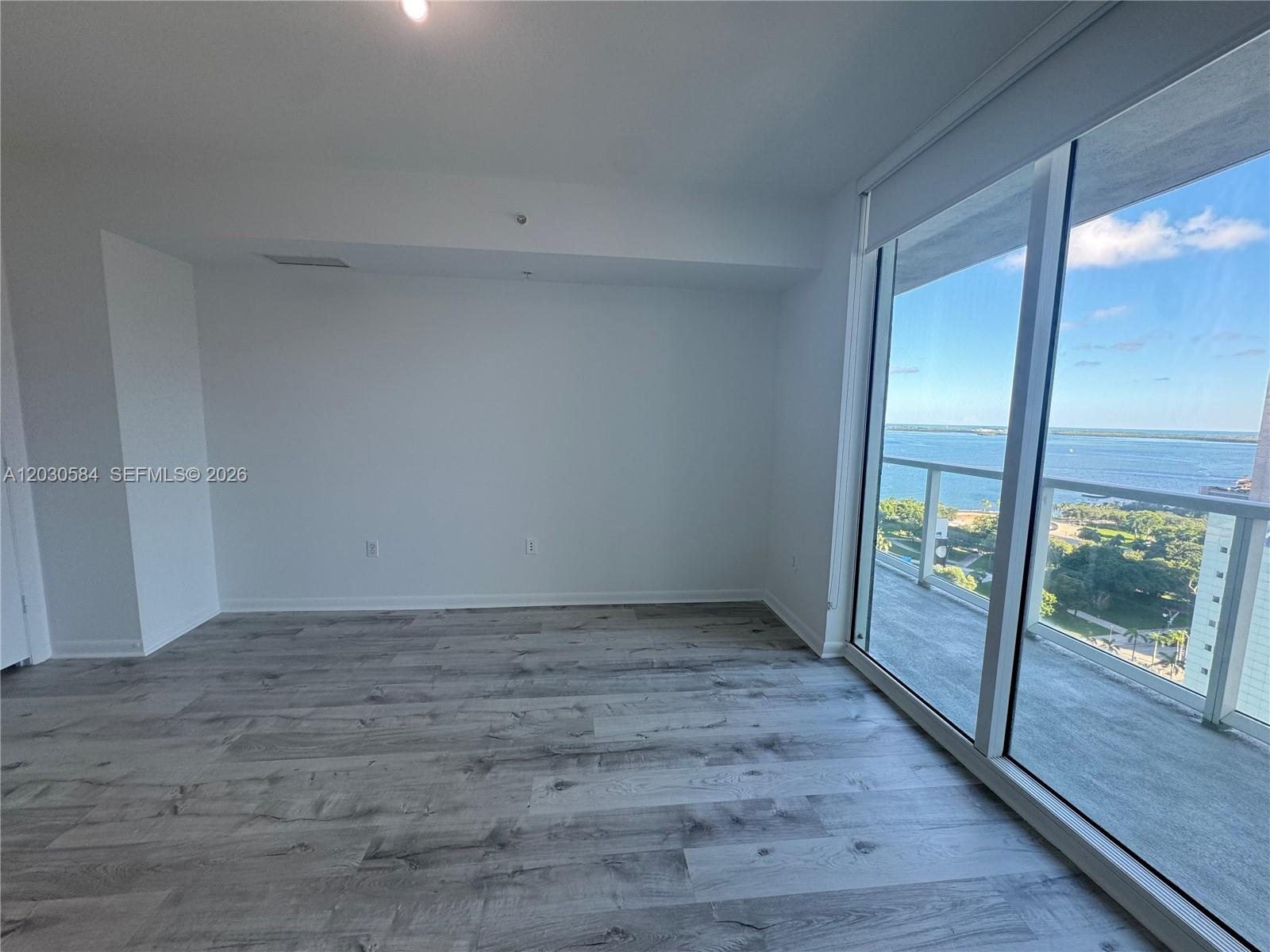 244 Biscayne Boulevard 2105 Property Photo 18