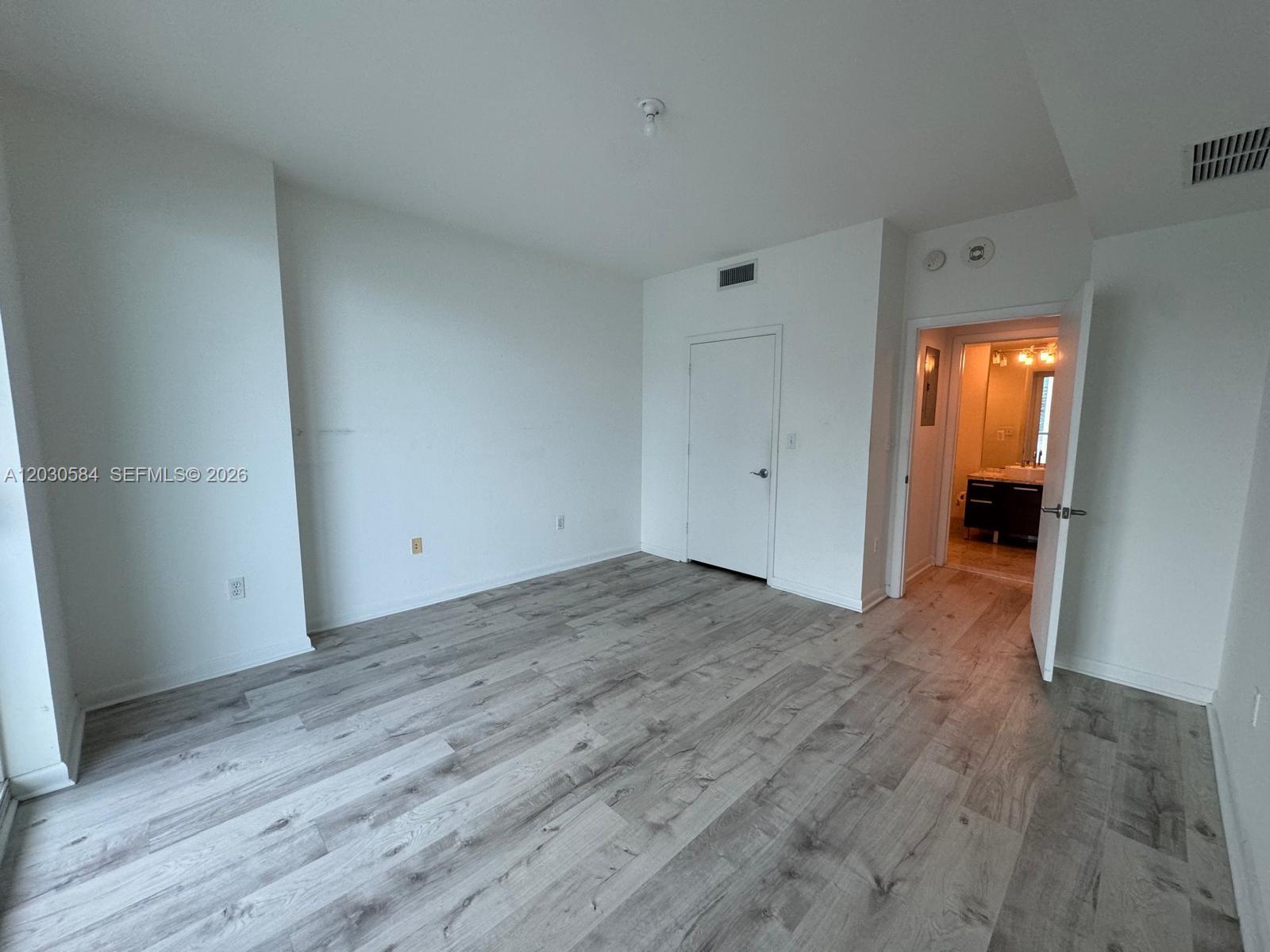 244 Biscayne Boulevard 2105 Property Photo 20