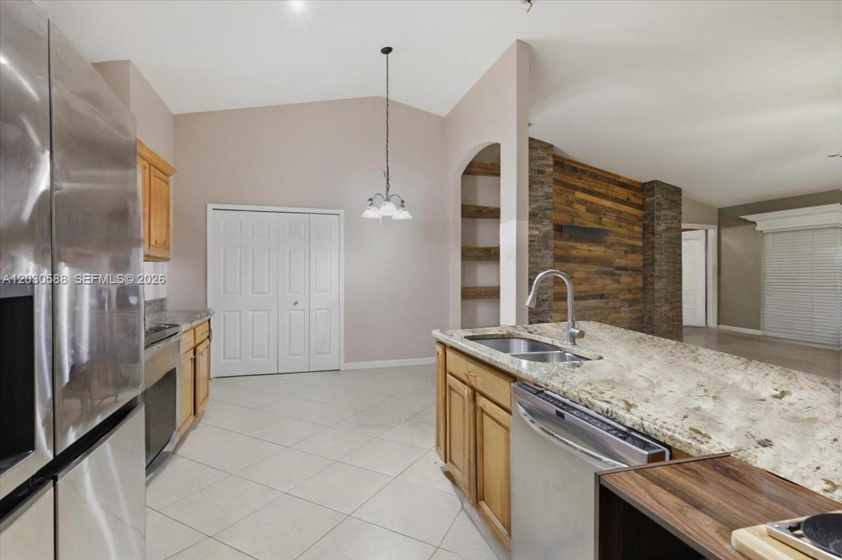 403 Sw 28th Place Property Photo 10