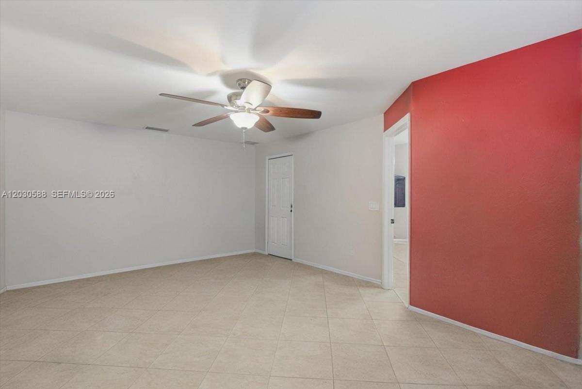 403 Sw 28th Place Property Photo 16
