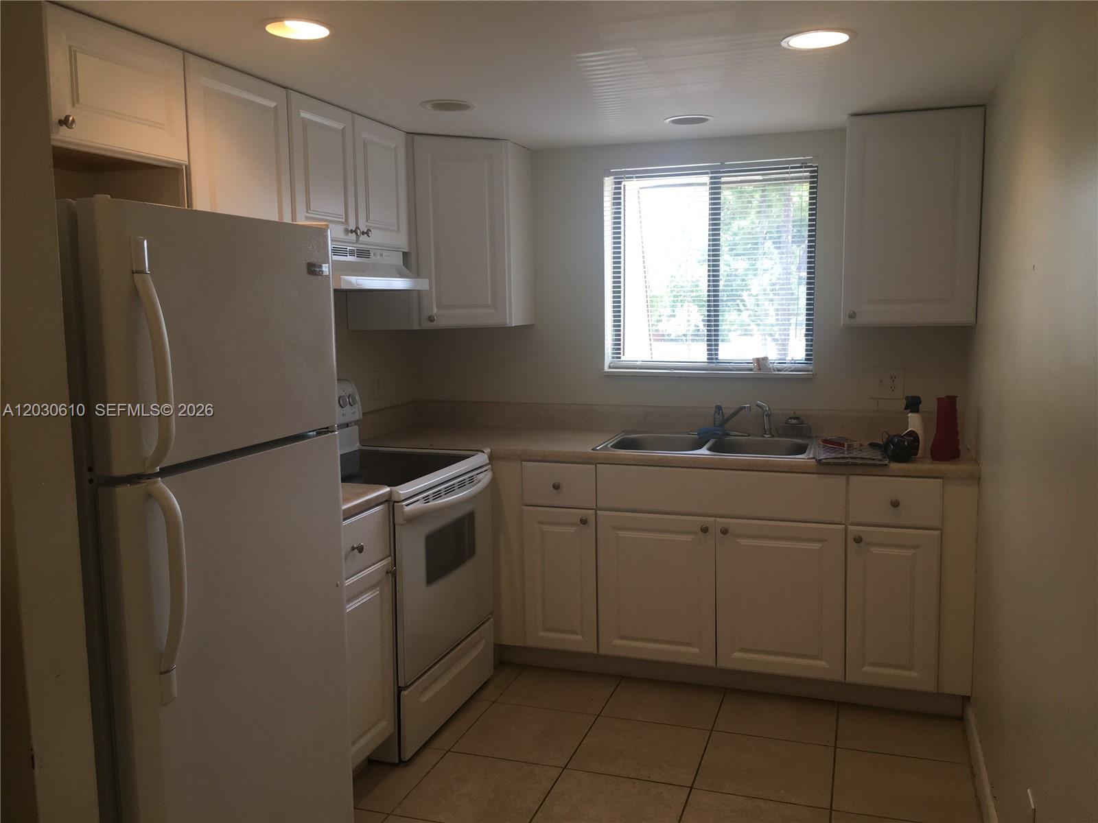1085 S Flagler Avenue 616 Property Photo 4