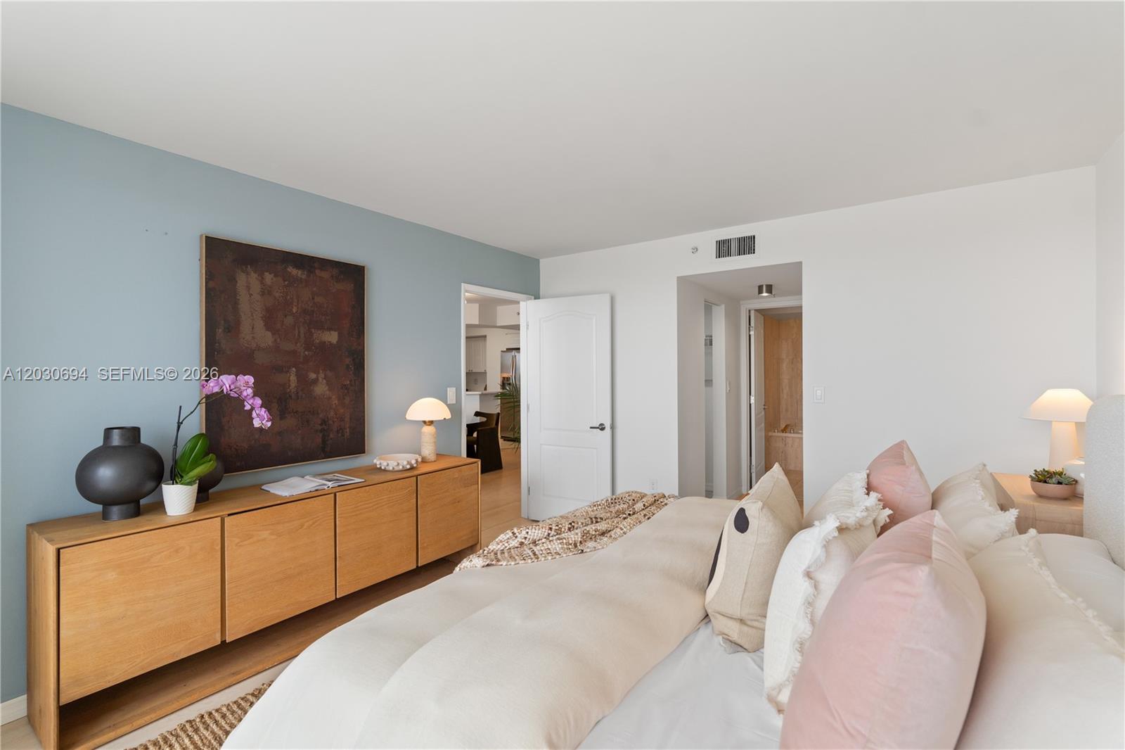 1800 Sunset Harbour Drive 1003 Property Photo 20