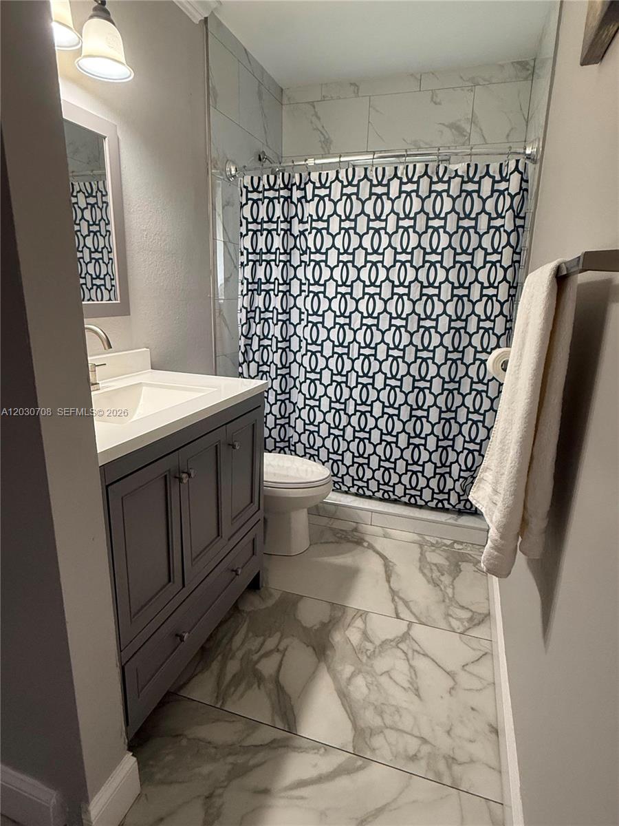 1800 Wisteria Street Property Photo 9