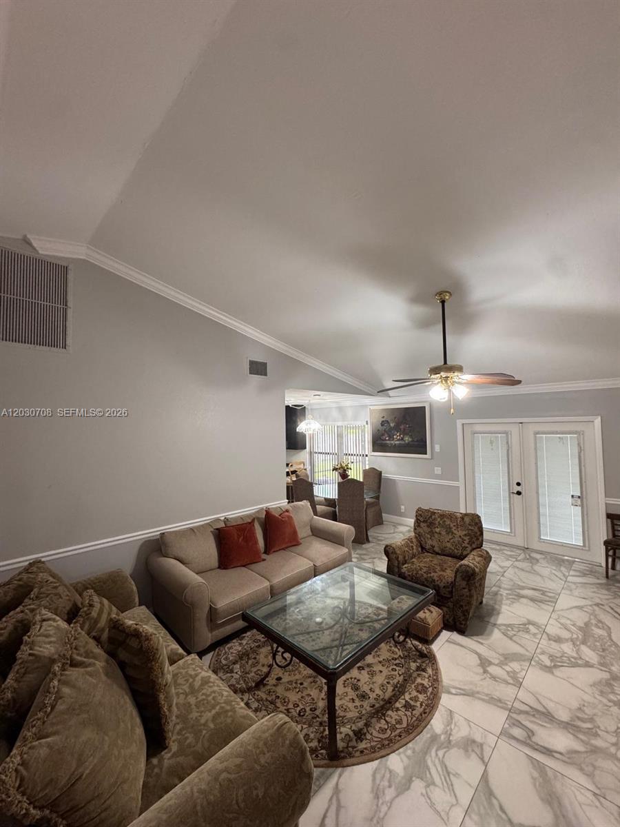 1800 Wisteria Street Property Photo 12