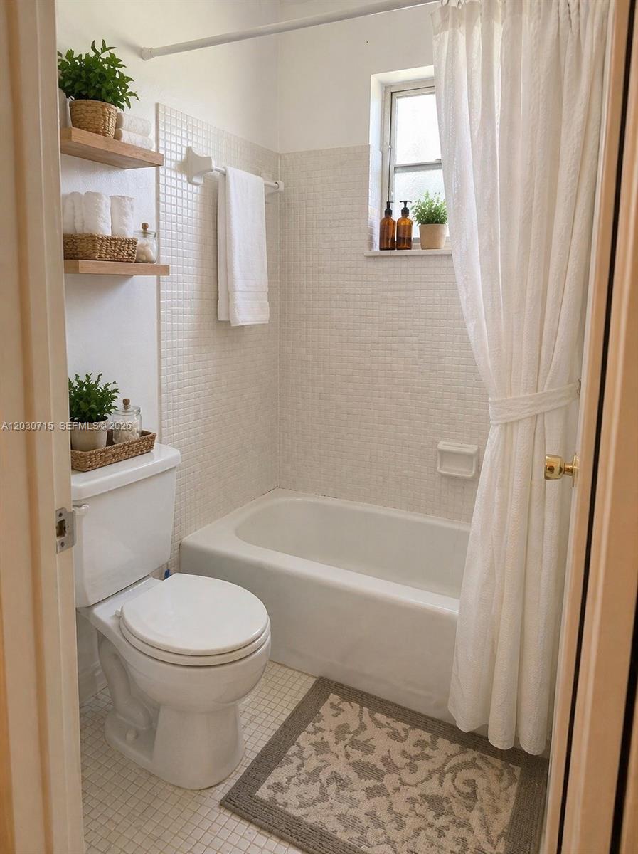 200 E High Point Court E D Property Photo 7