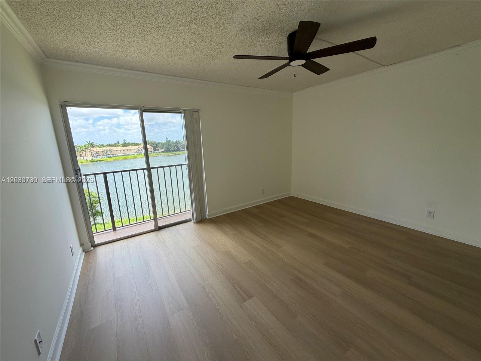 8560 N Sherman Circle 404 Property Photo 15