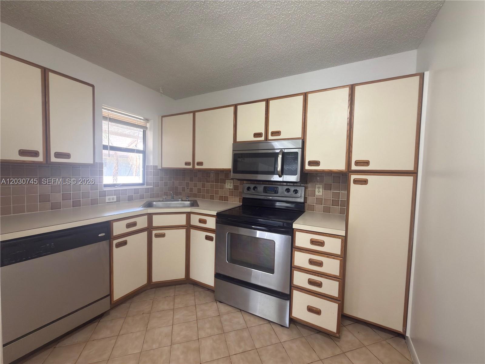 2526 N Carambola Circle N 1821 Property Photo 9