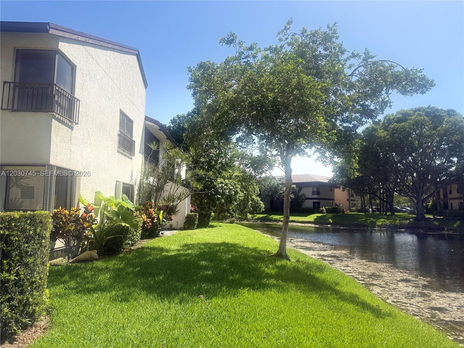 2526 N Carambola Circle N 1821 Property Photo 19