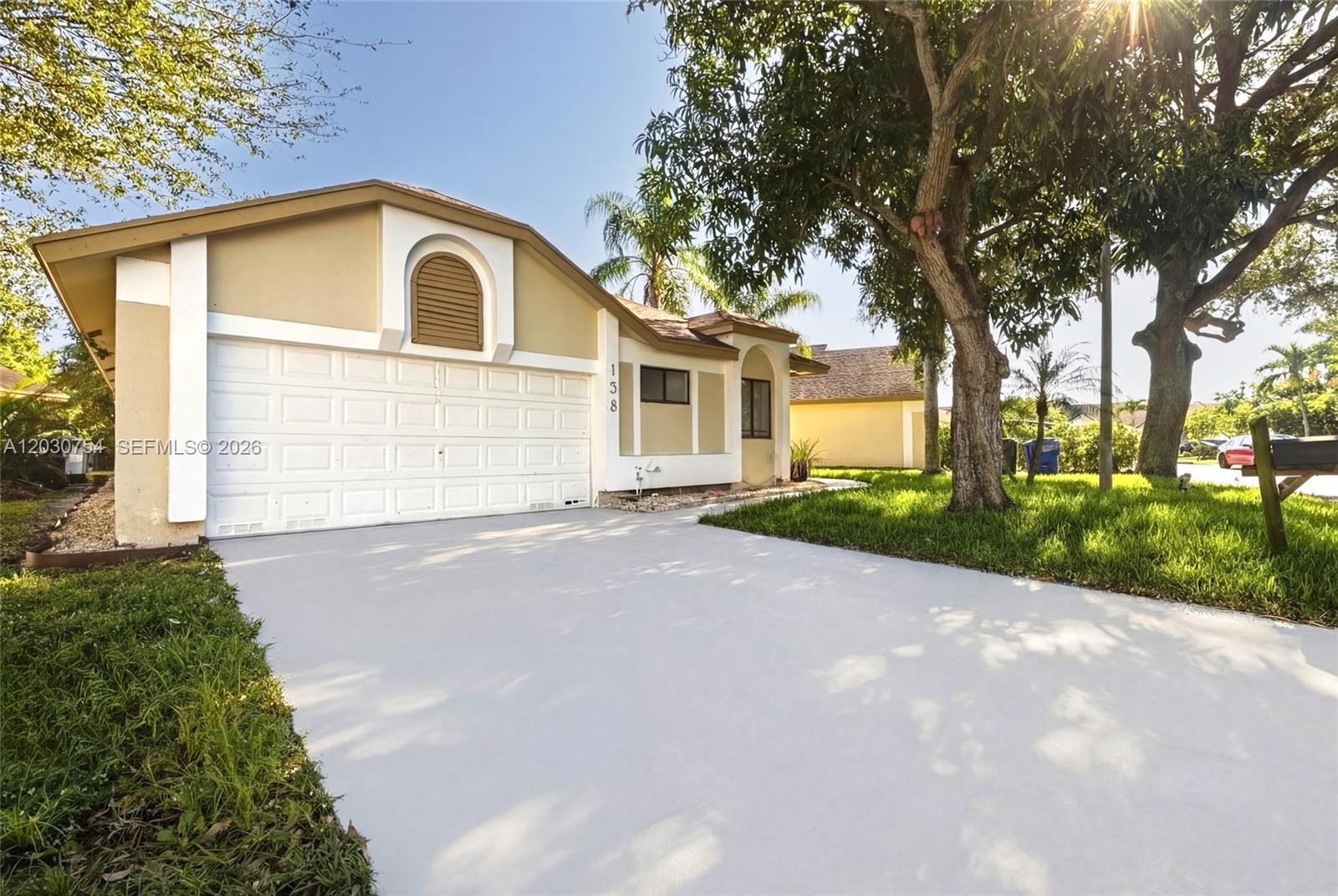 A12030754 Property Photo 2