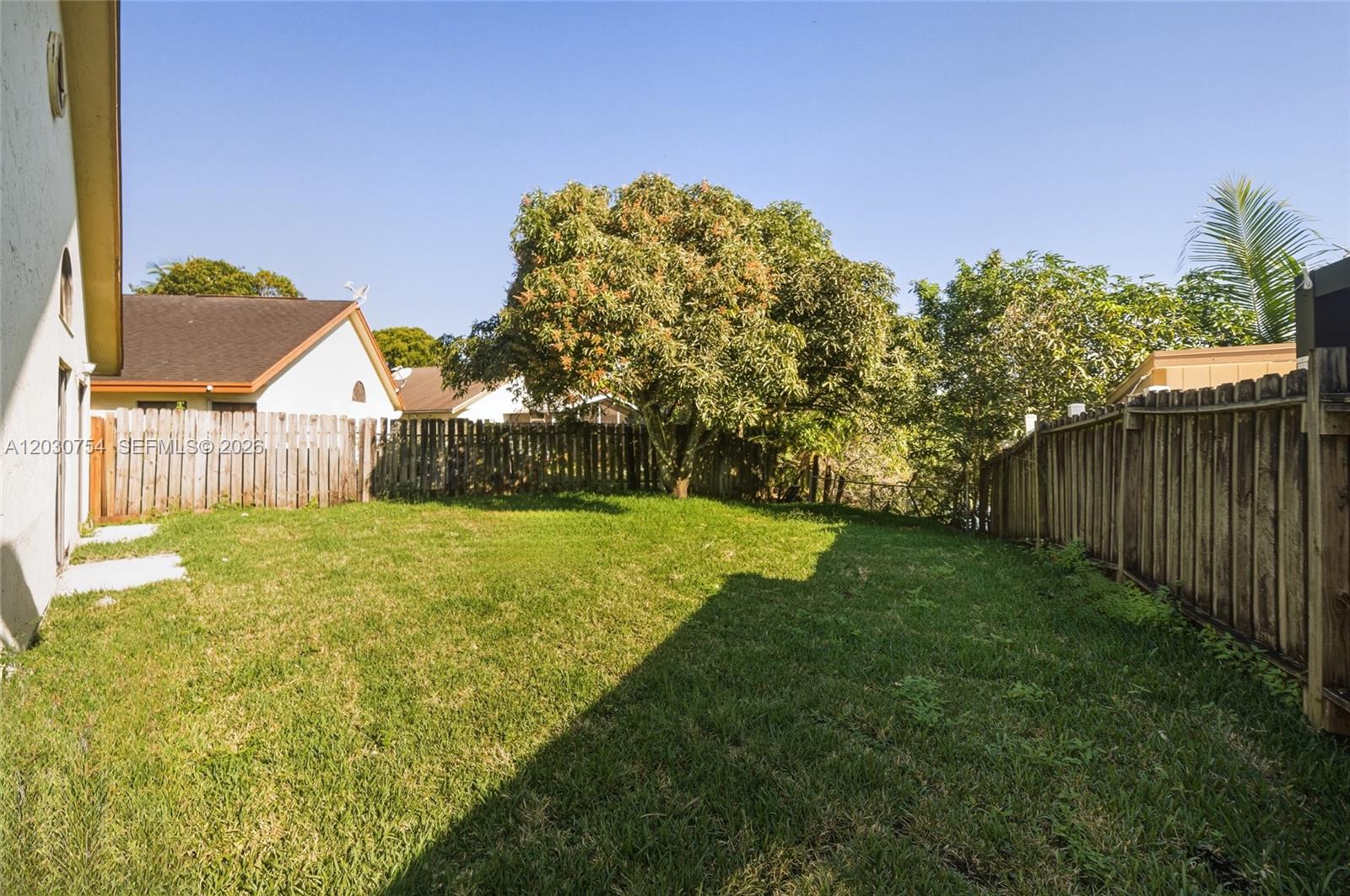 A12030754 Property Photo 3