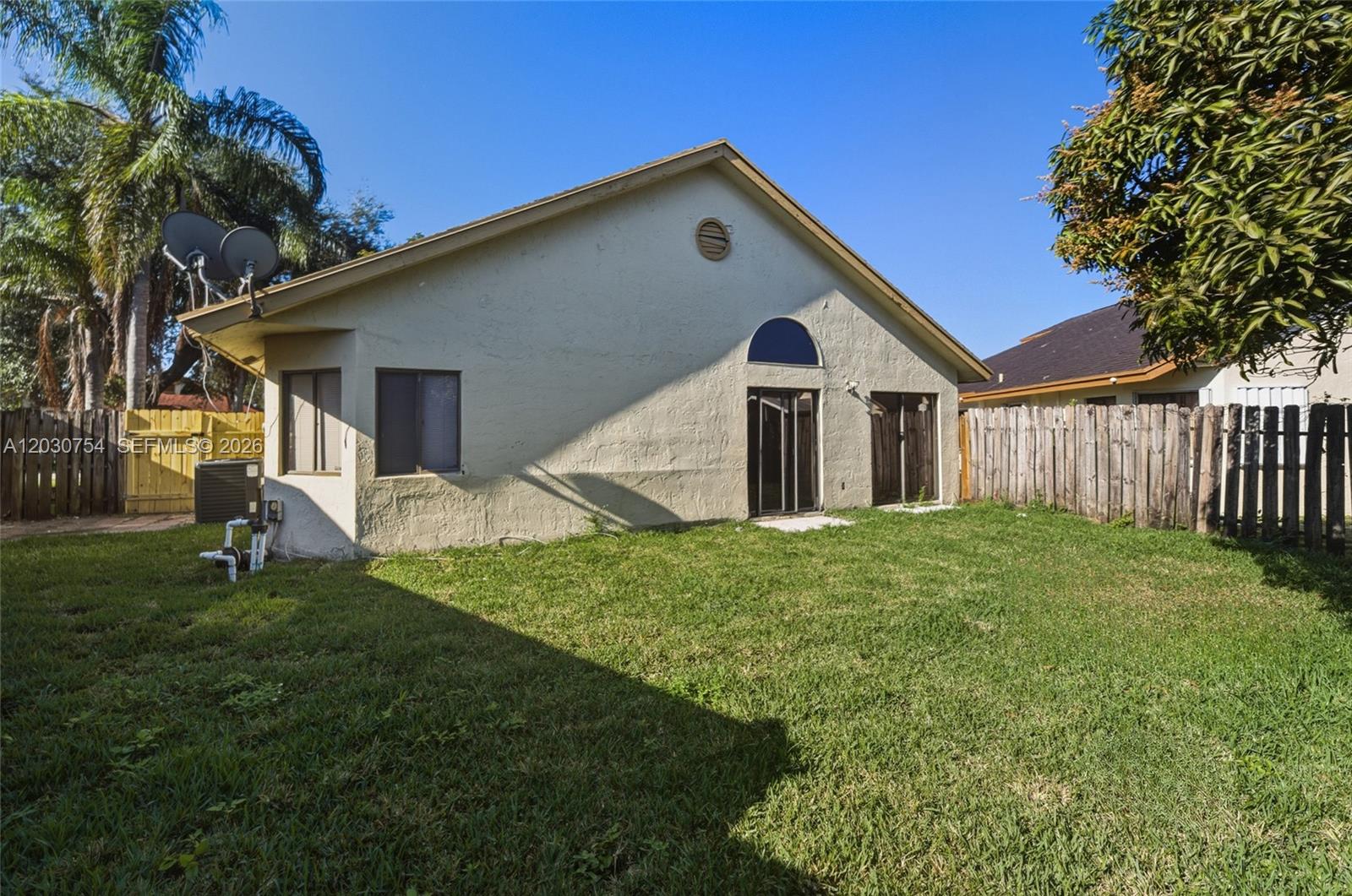 A12030754 Property Photo 4