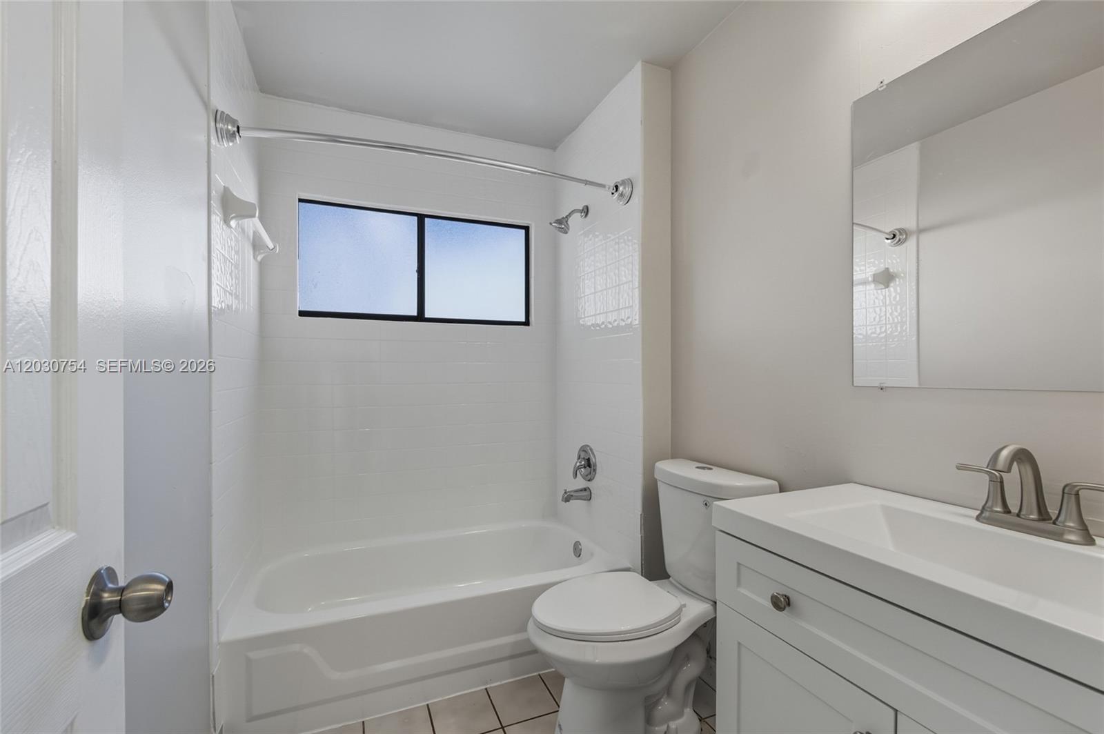 A12030754 Property Photo 26