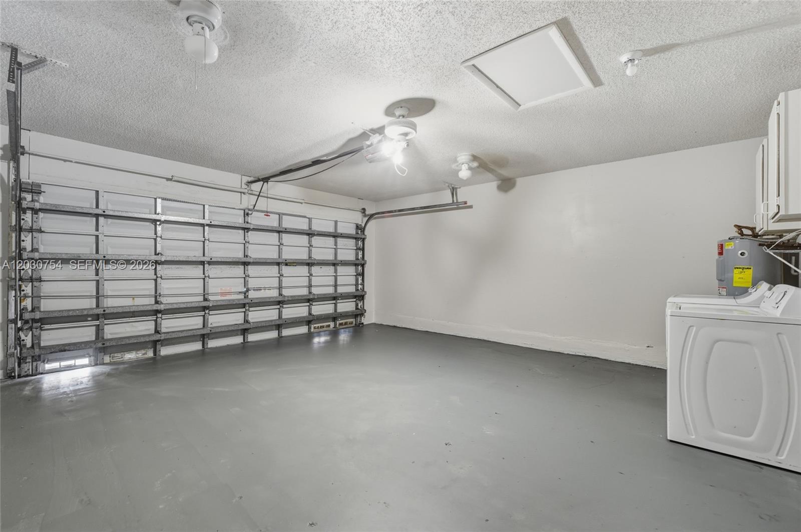 A12030754 Property Photo 27