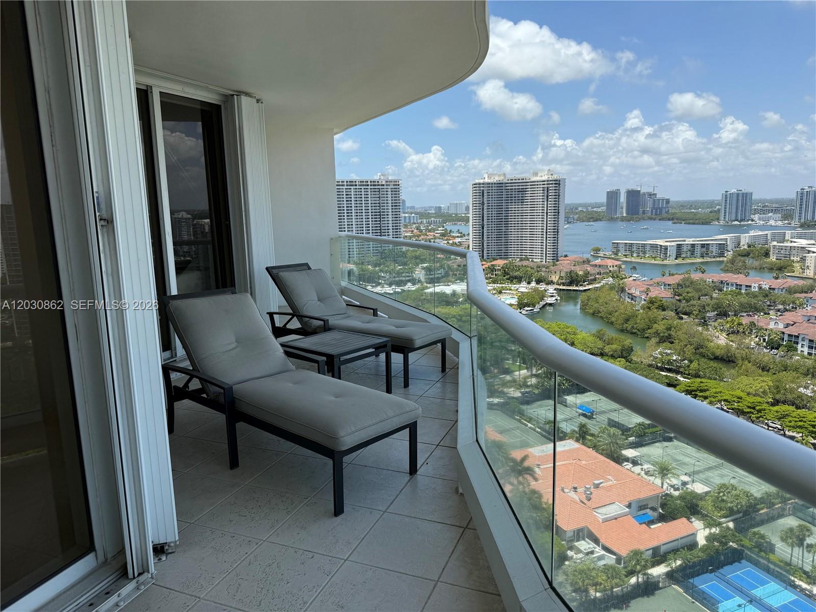 7000 Island Boulevard 2403 Property Photo 4