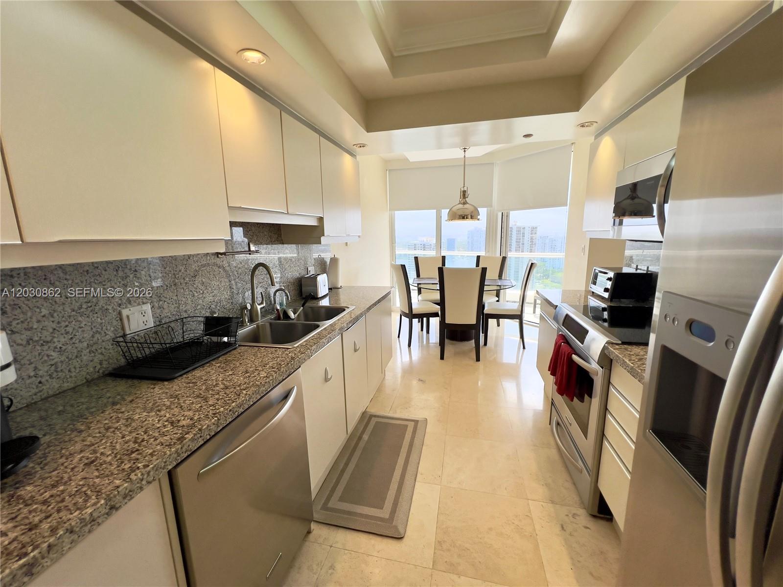7000 Island Boulevard 2403 Property Photo 17