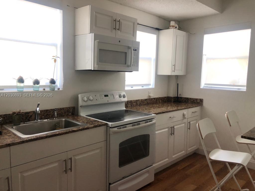 737 Jefferson Avenue 103 Property Photo 4