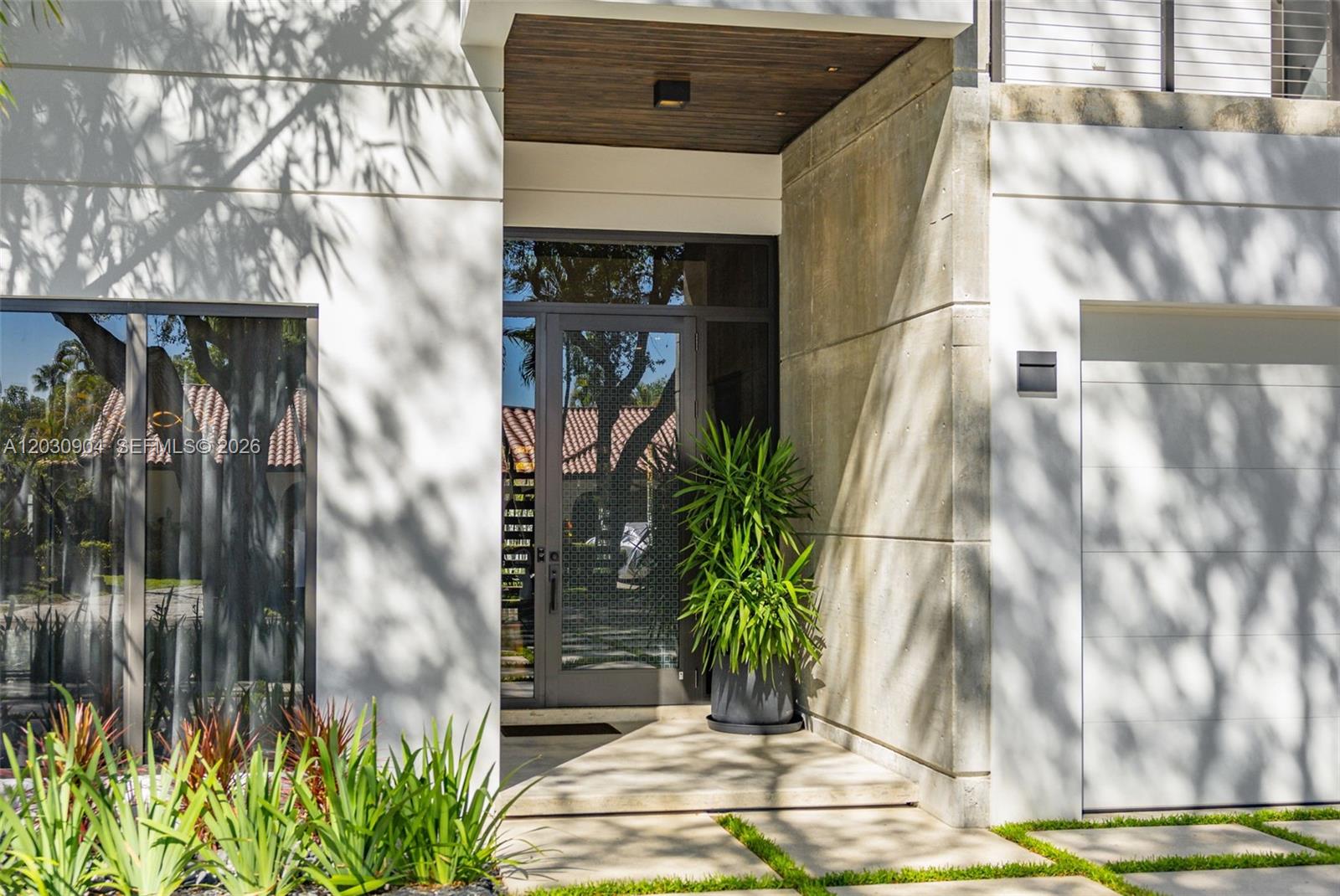 A12030904 Property Photo 6