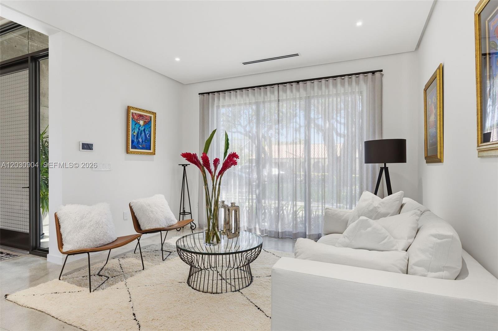 A12030904 Property Photo 10