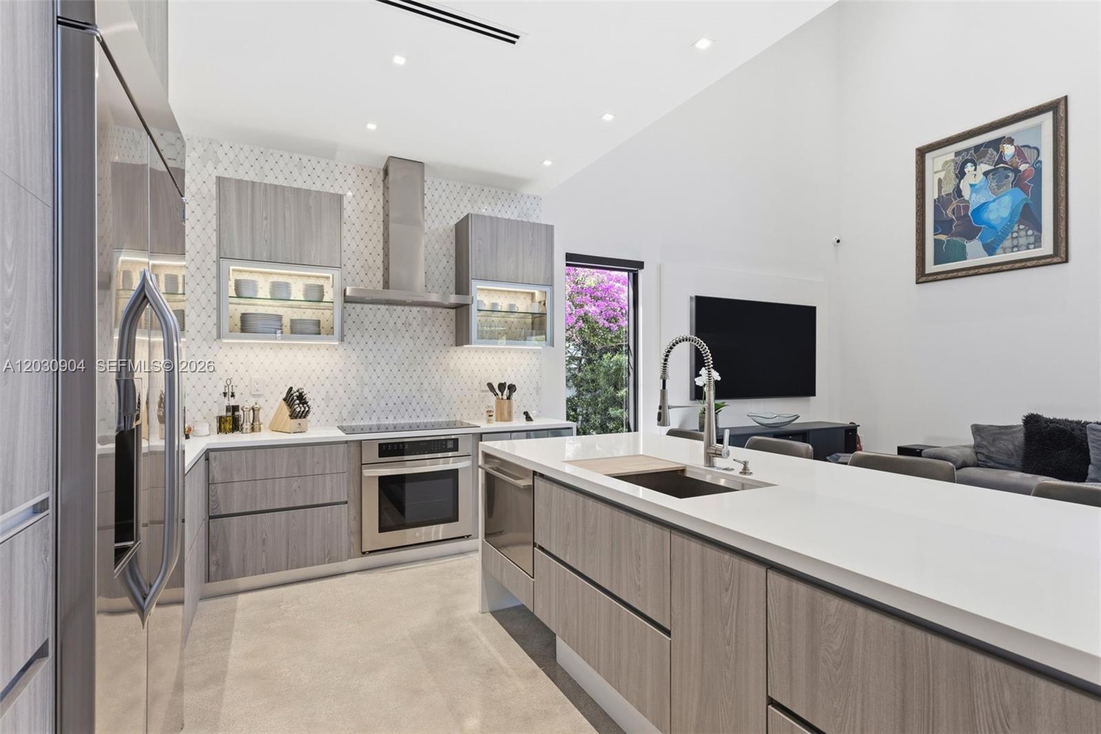A12030904 Property Photo 22