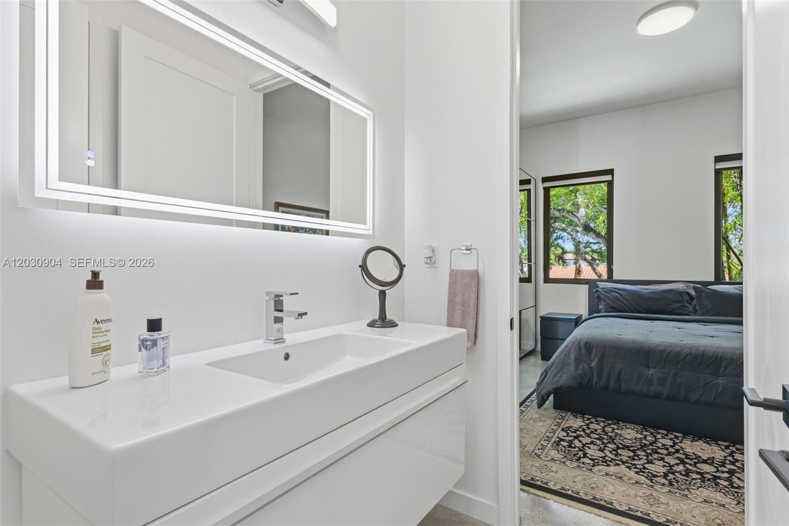 A12030904 Property Photo 39