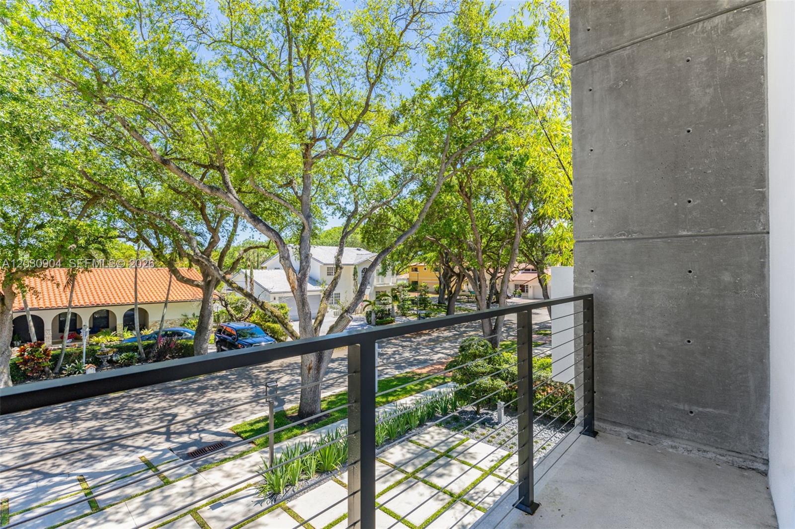 A12030904 Property Photo 43