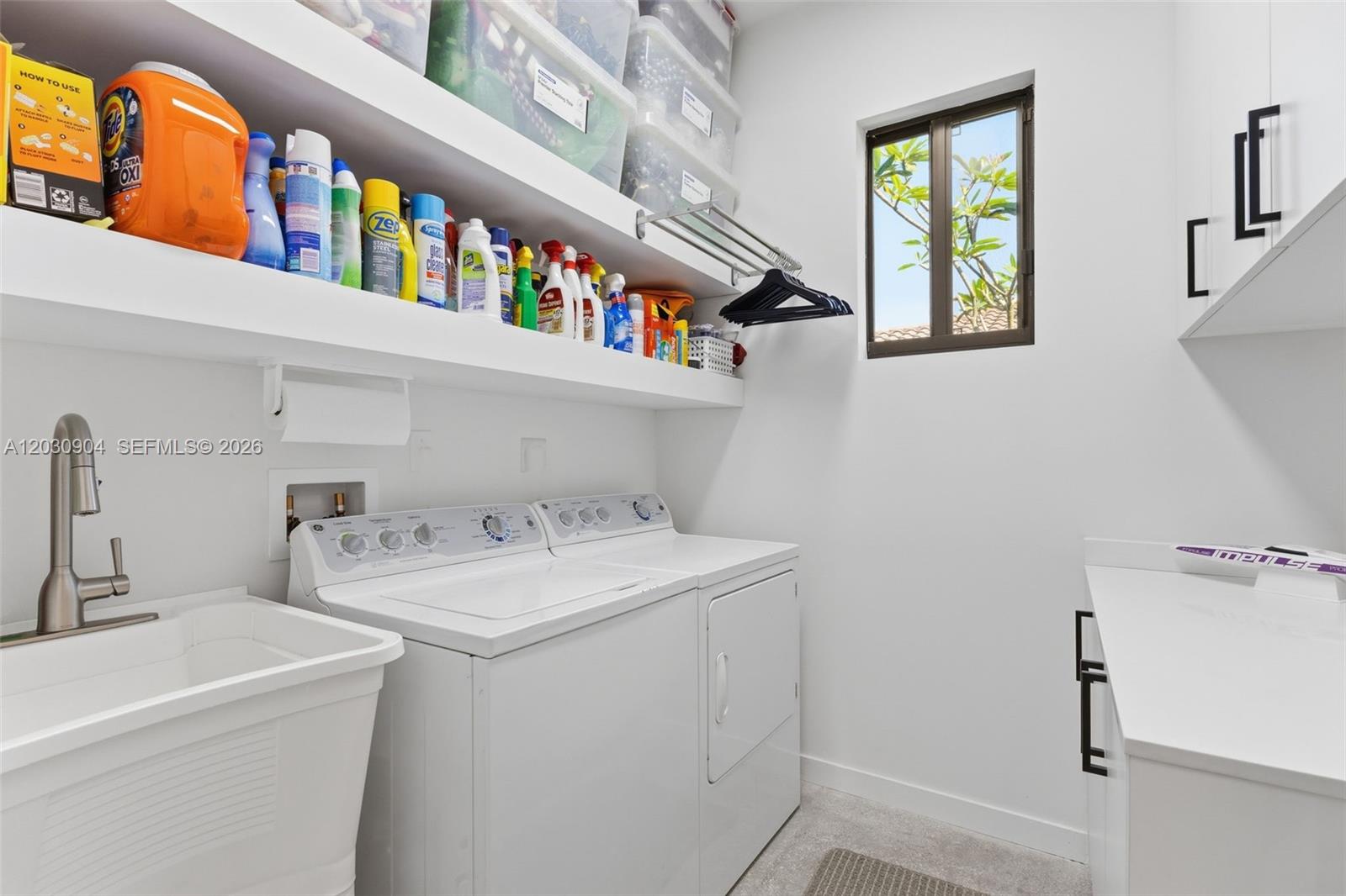 A12030904 Property Photo 53