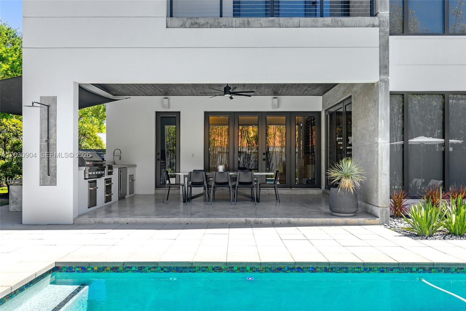 A12030904 Property Photo 56