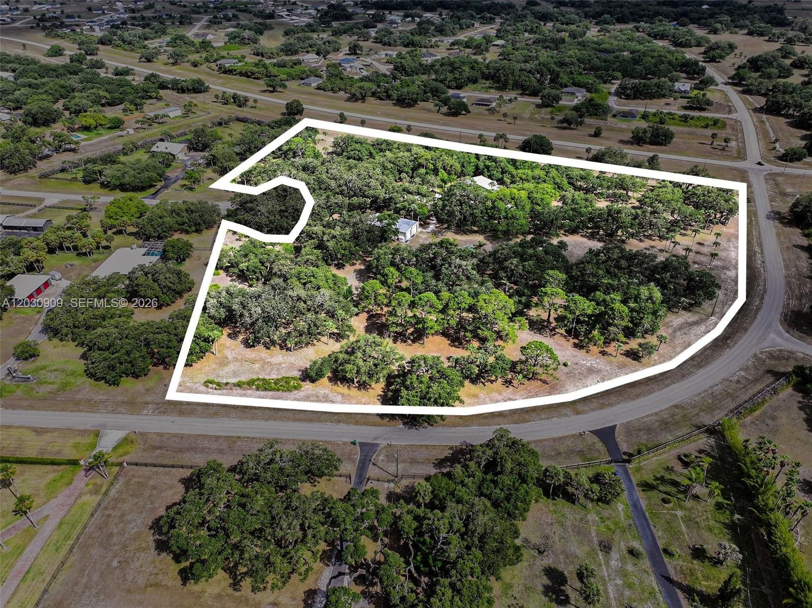 0 Frontier Circle Property Photo 9