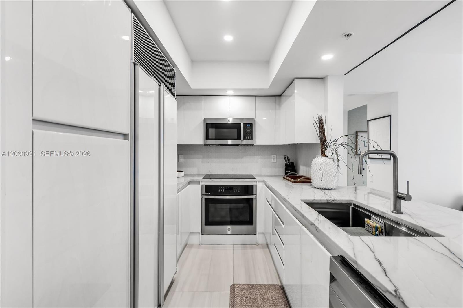 1500 Ocean Drive 707 Property Photo 10