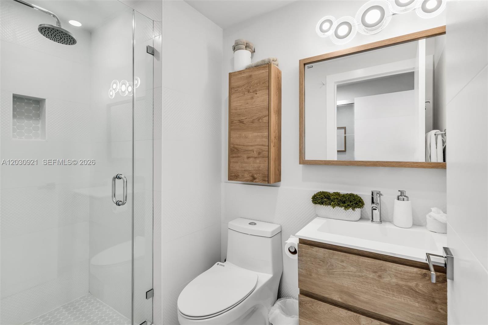 1500 Ocean Drive 707 Property Photo 16