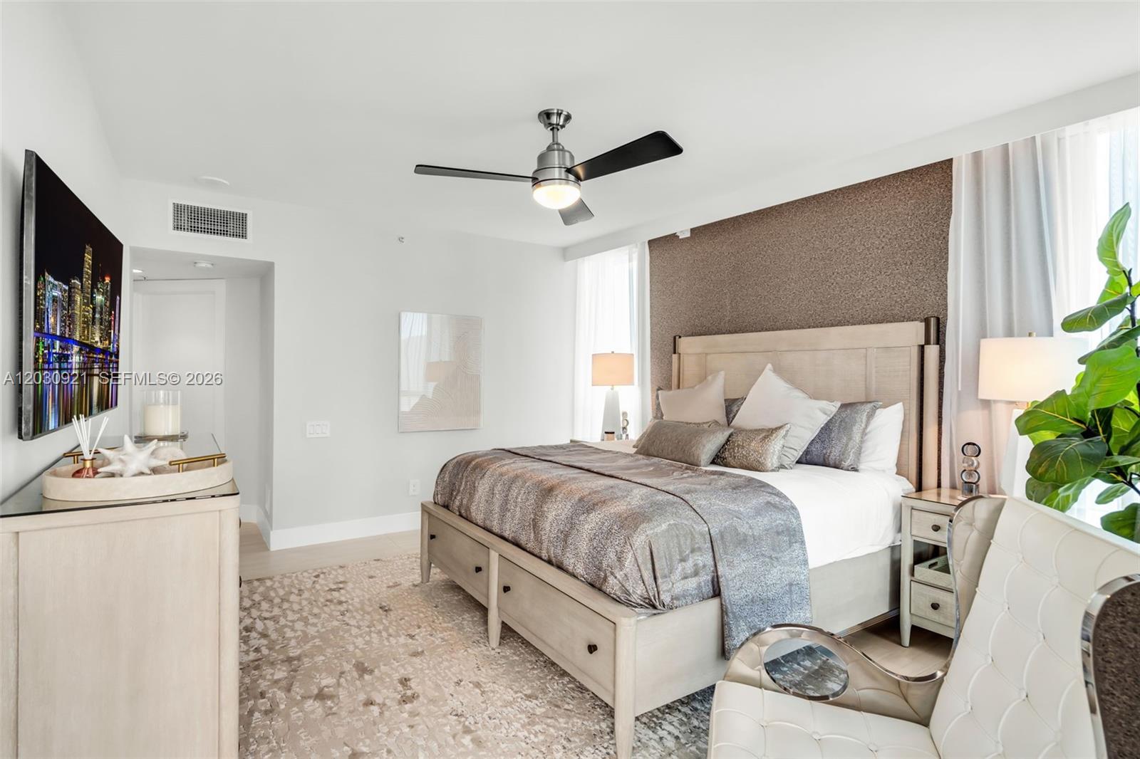 1500 Ocean Drive 707 Property Photo 19