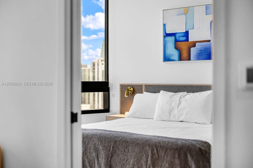 225 N Miami Avenue 3507 Property Photo 6