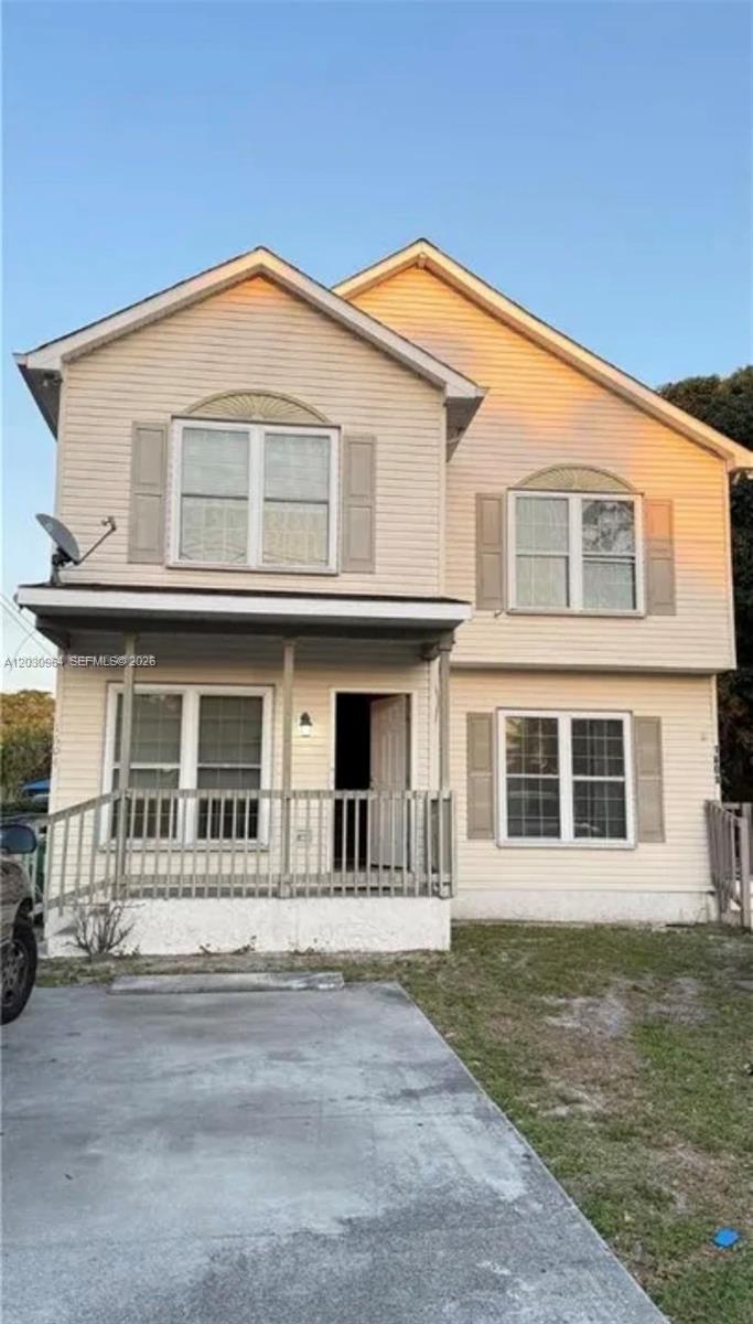 1742 Sw 44th Terrace Property Photo 1