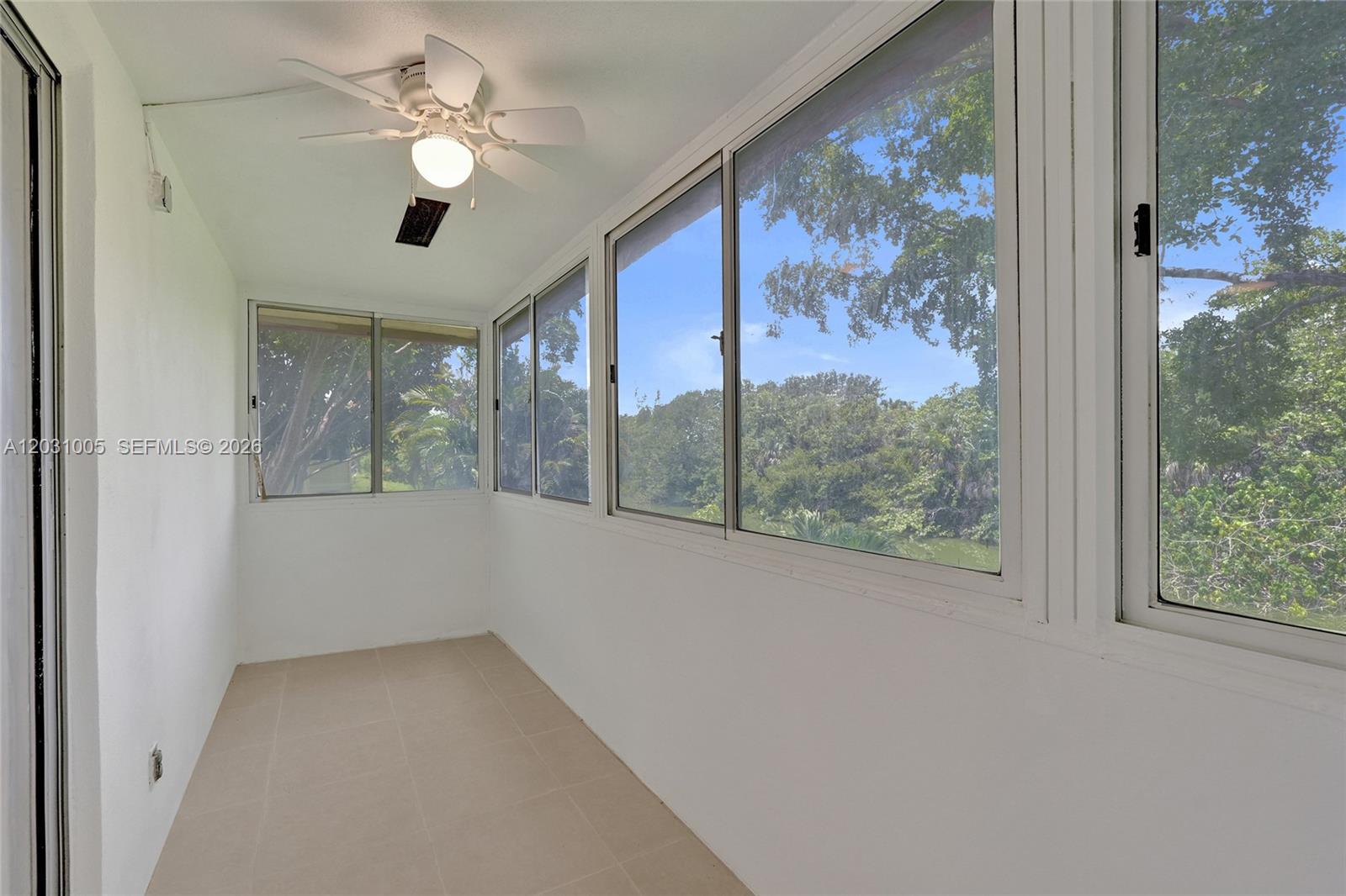 47 Camden B Property Photo 10