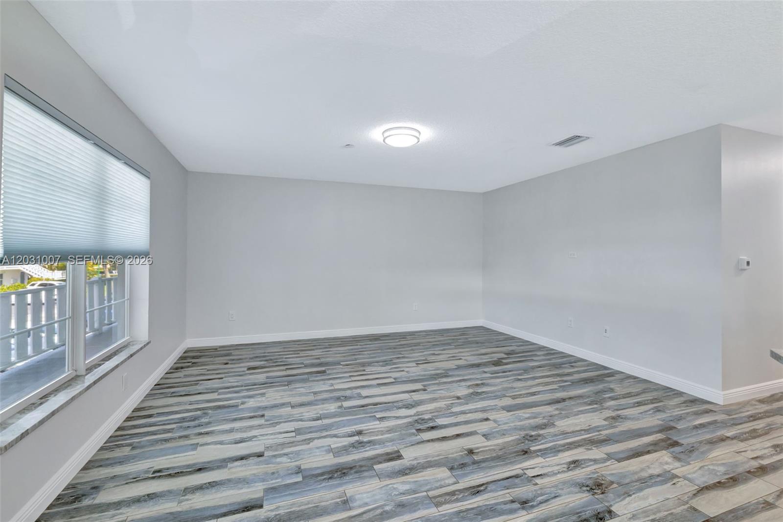 2929 Se Ocean Boulevard F6 Property Photo 8