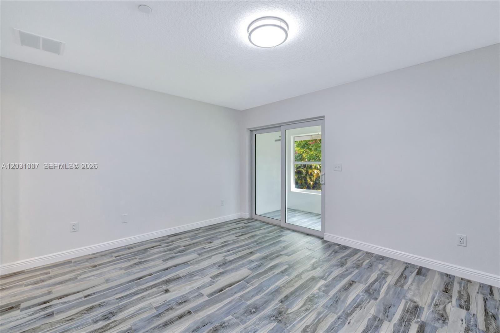 2929 Se Ocean Boulevard F6 Property Photo 25
