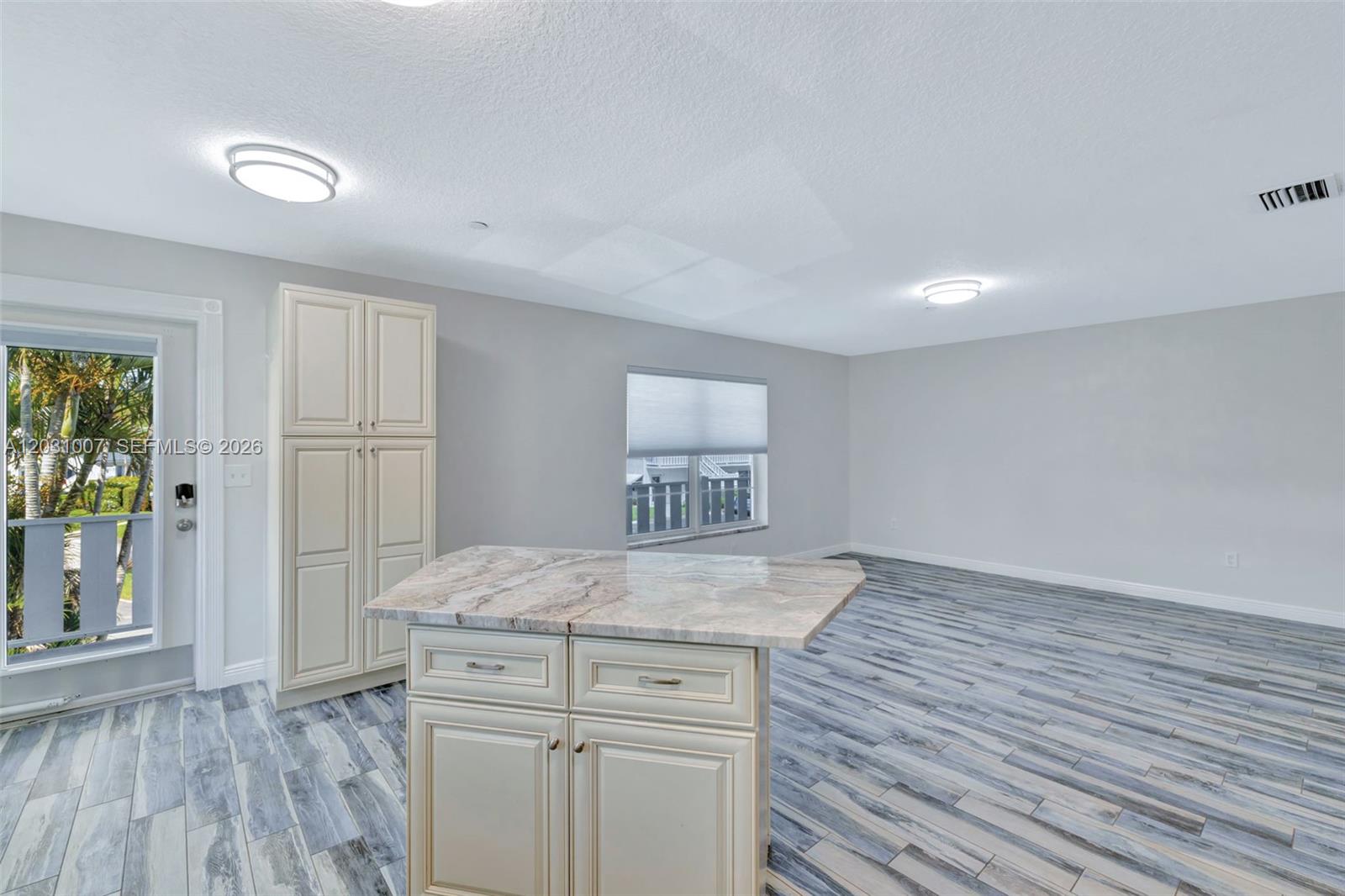 2929 Se Ocean Boulevard F6 Property Photo 26