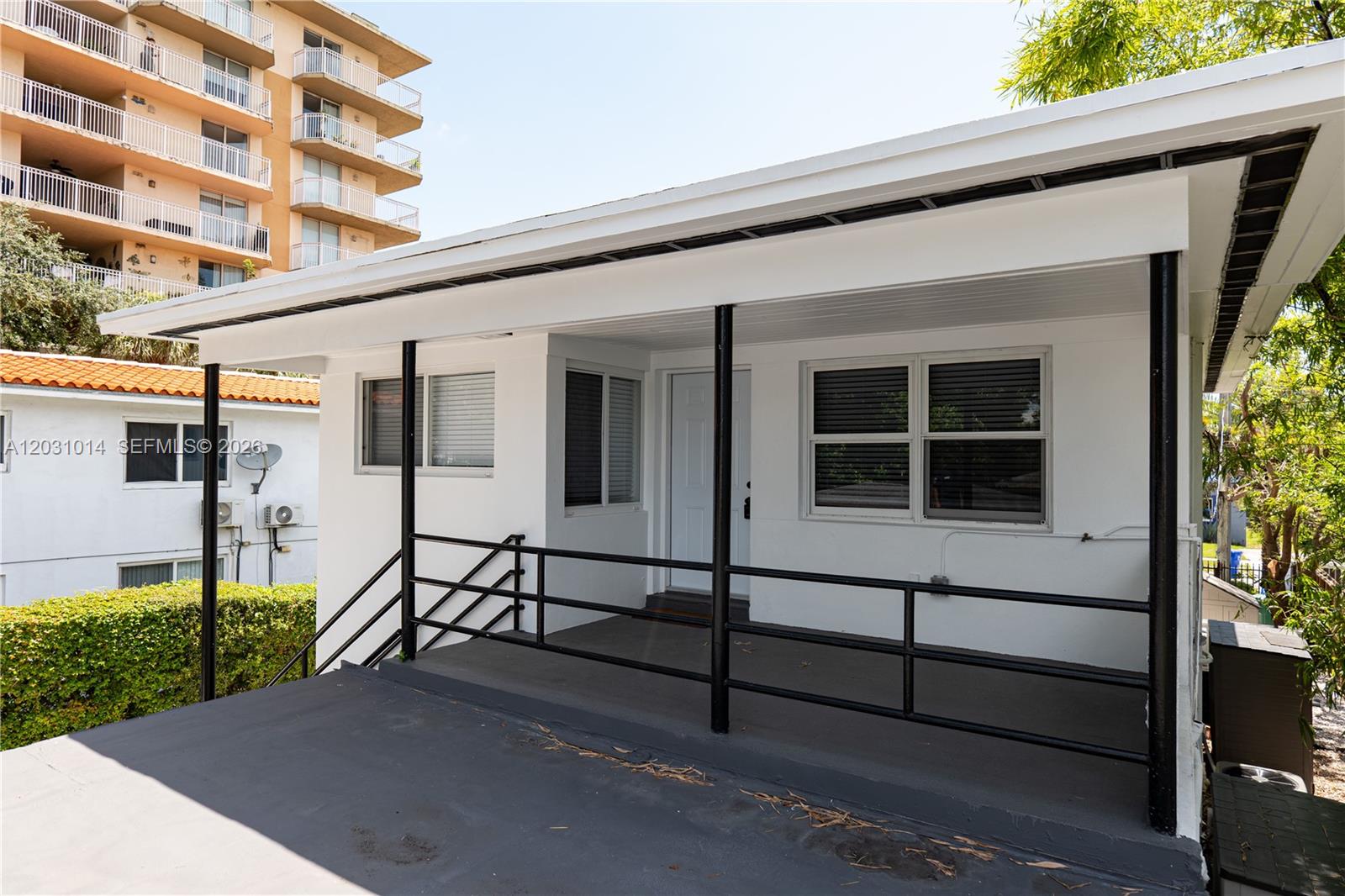 2240 Sw 16th Court U Property Photo 19
