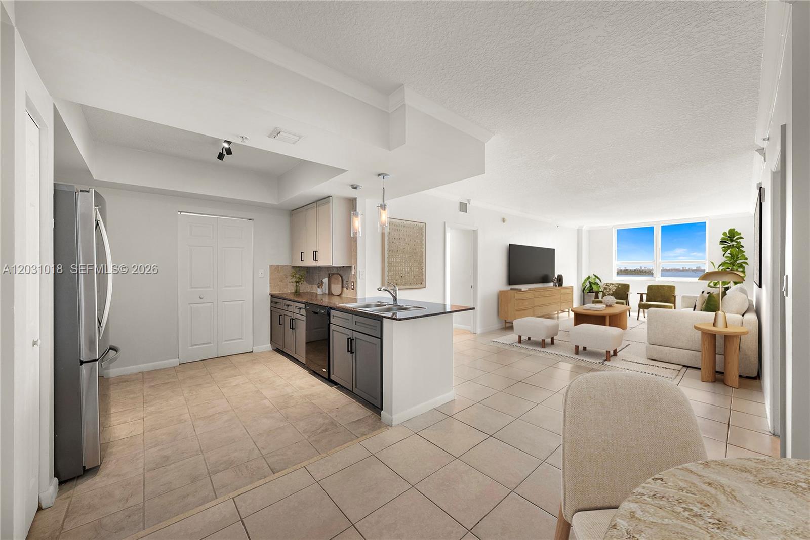 2000 N Bayshore Drive 420 Property Photo 1