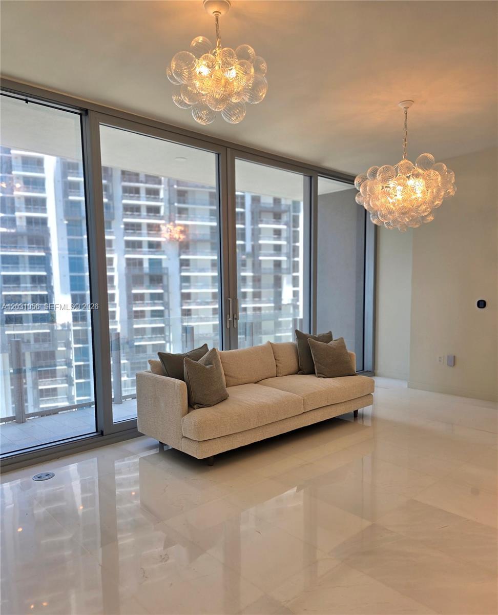 300 Biscayne Blvd Way 2408w Property Photo 3