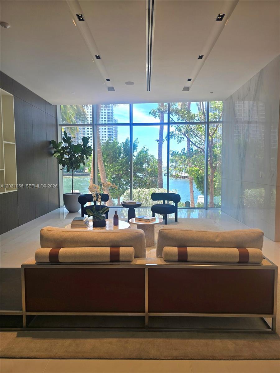 300 Biscayne Blvd Way 2408w Property Photo 19