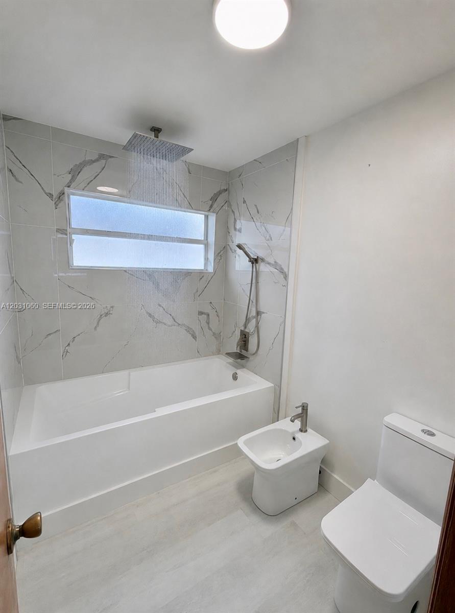 18145 Nw 61st Avenue Property Photo 11