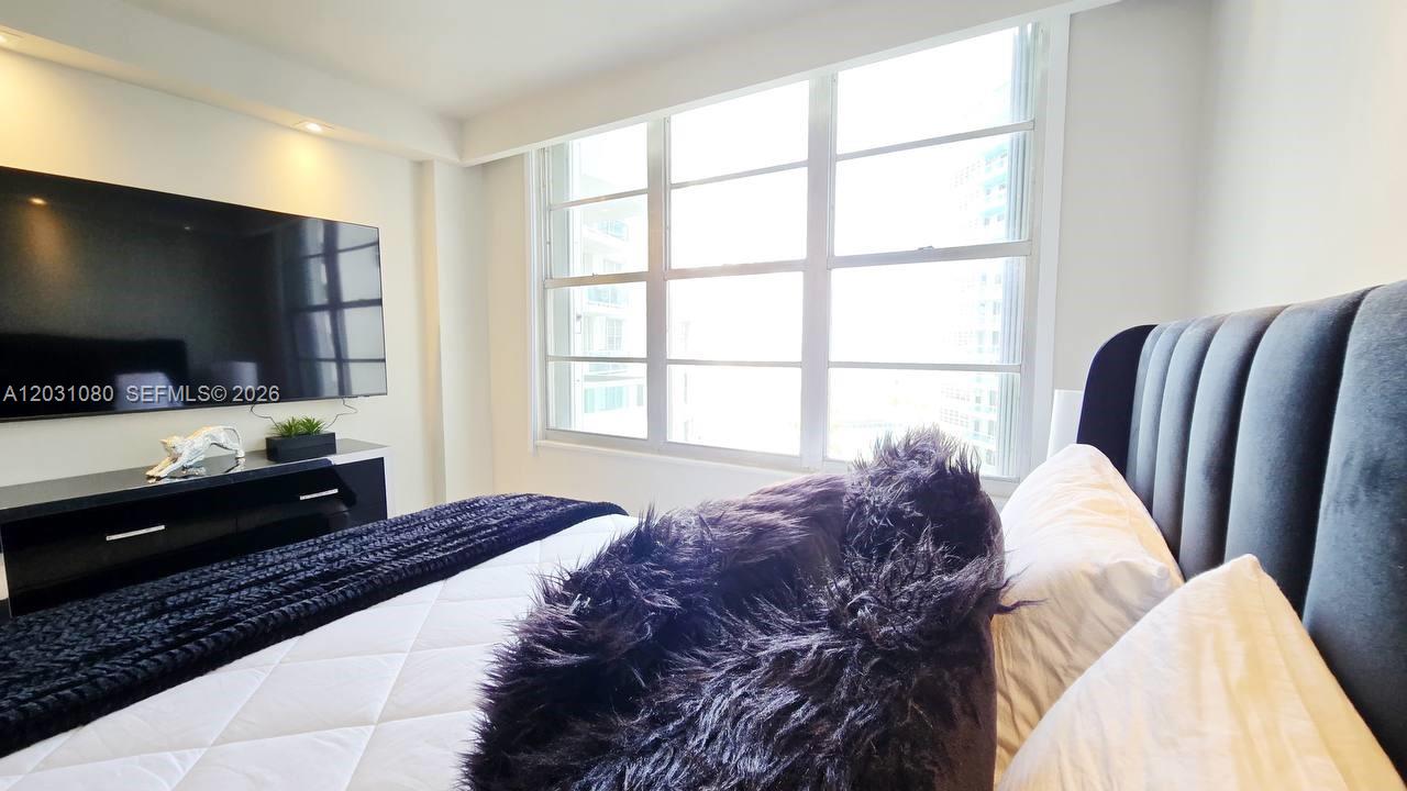 5151 Collins Avenue 726 Property Photo 14