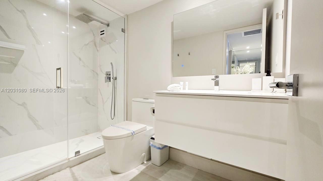 5151 Collins Avenue 726 Property Photo 23
