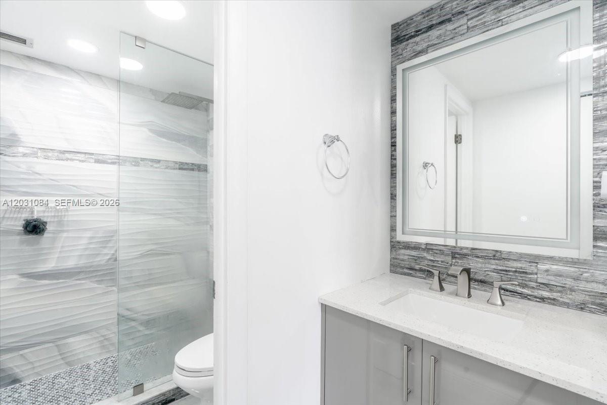 600 Three Islands Boulevard 1413 Property Photo 14
