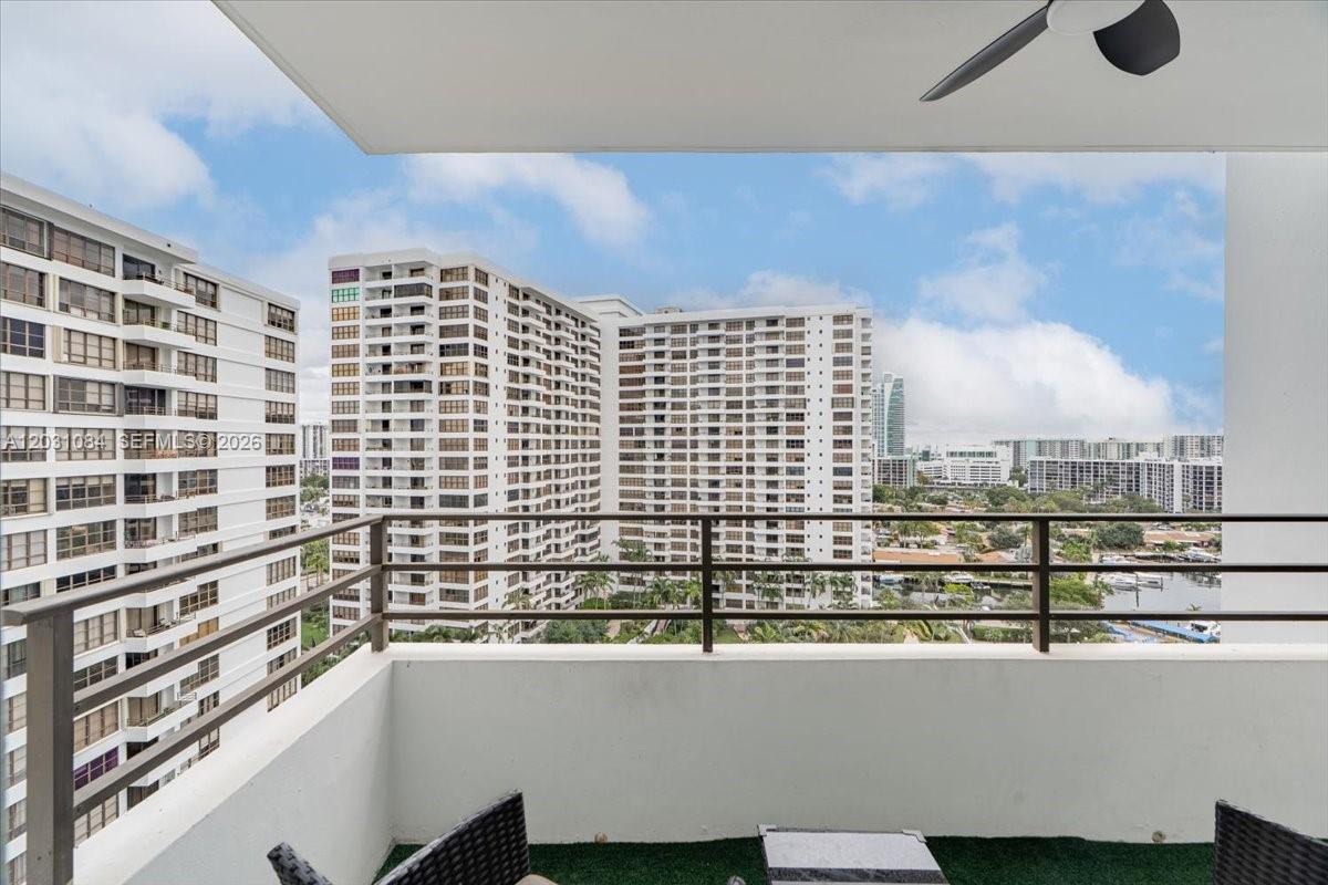 600 Three Islands Boulevard 1413 Property Photo 15