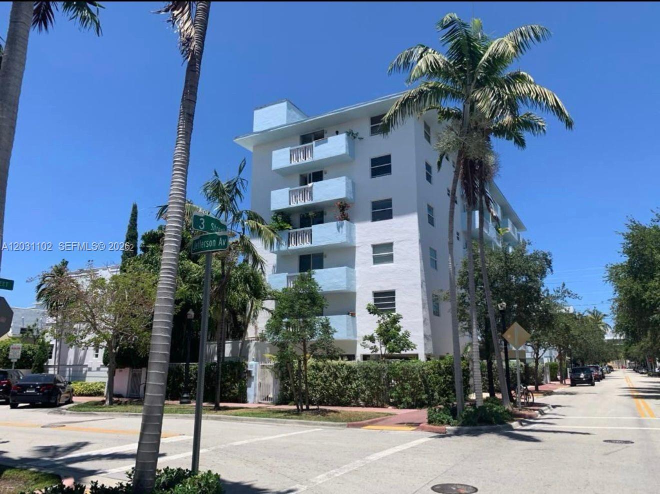 301 Jefferson Avenue 3A