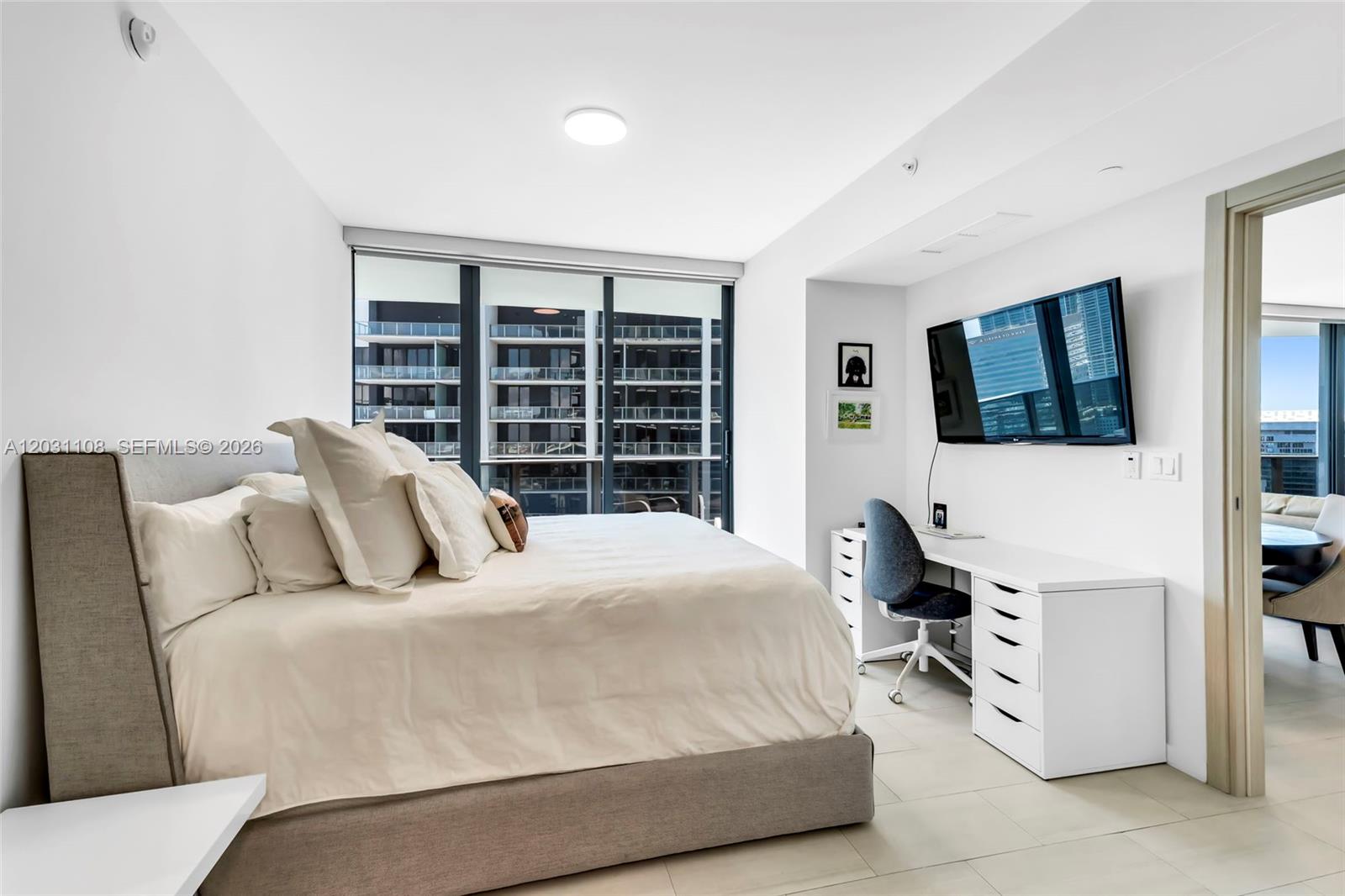 1000 Brickell Plaza 4609 Property Photo 29