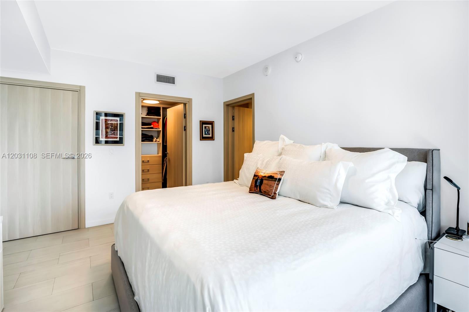1000 Brickell Plaza 4609 Property Photo 31
