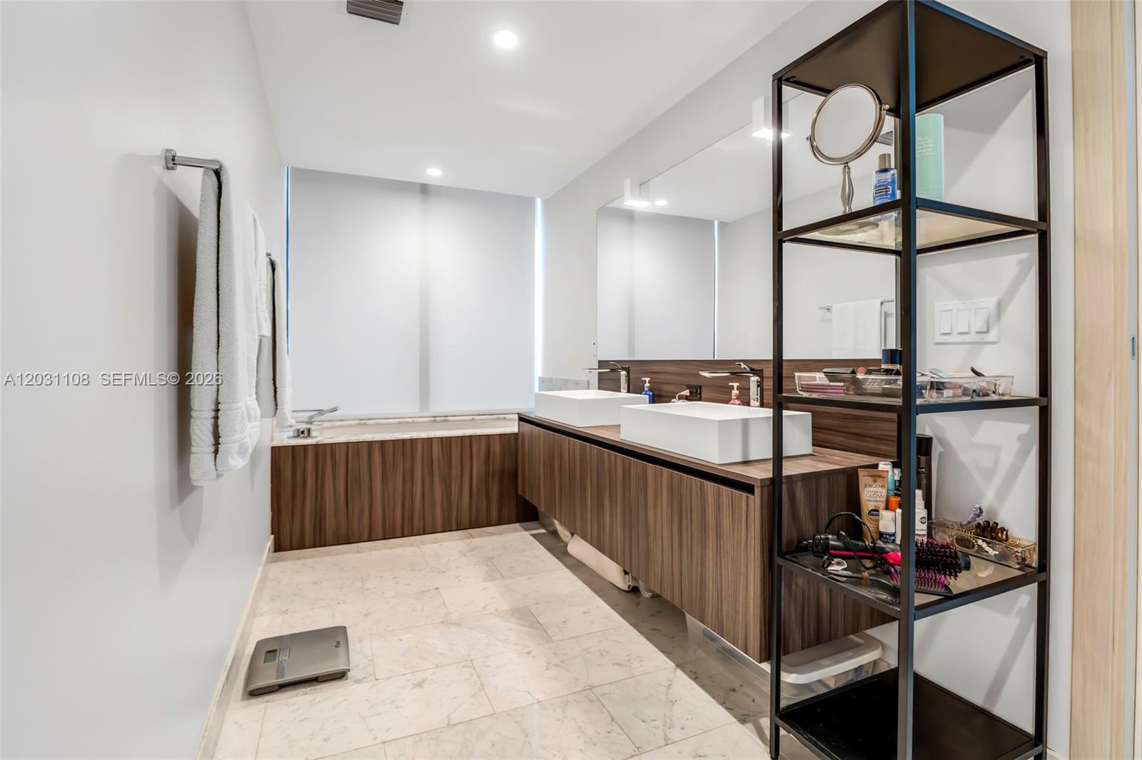 1000 Brickell Plaza 4609 Property Photo 33